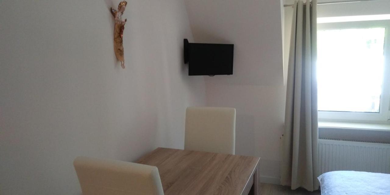 Dom Goscinny Przy Lesie Pobierowo Exterior photo