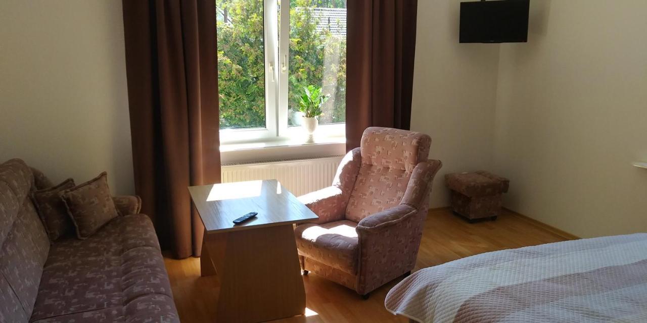 Dom Goscinny Przy Lesie Pobierowo Exterior photo